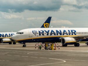 Cheapest Days to Fly (Data-Backed Guide)