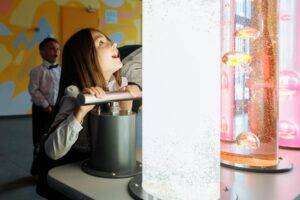 How to Keep Kids Engaged at Museums and Attractions